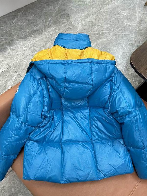 Moncler Women's Outwear 198